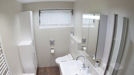 Barrierefreies Duschbad für die Zukunft Barrierefreies Duschbad für die Zukunft